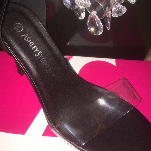 Ashley Stewart Heels Size 10W Color: Black - Picture 3 of 4